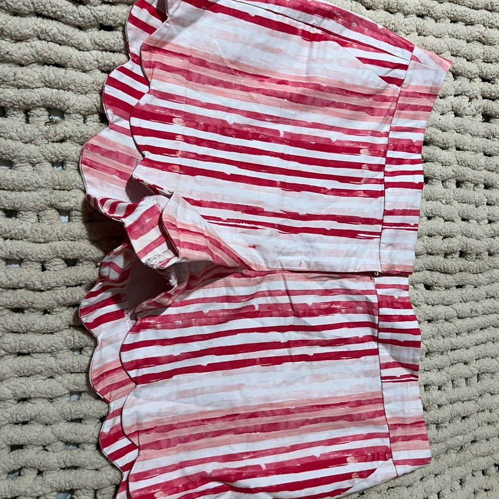 Women’s Crown & Ivy Shorts size 16